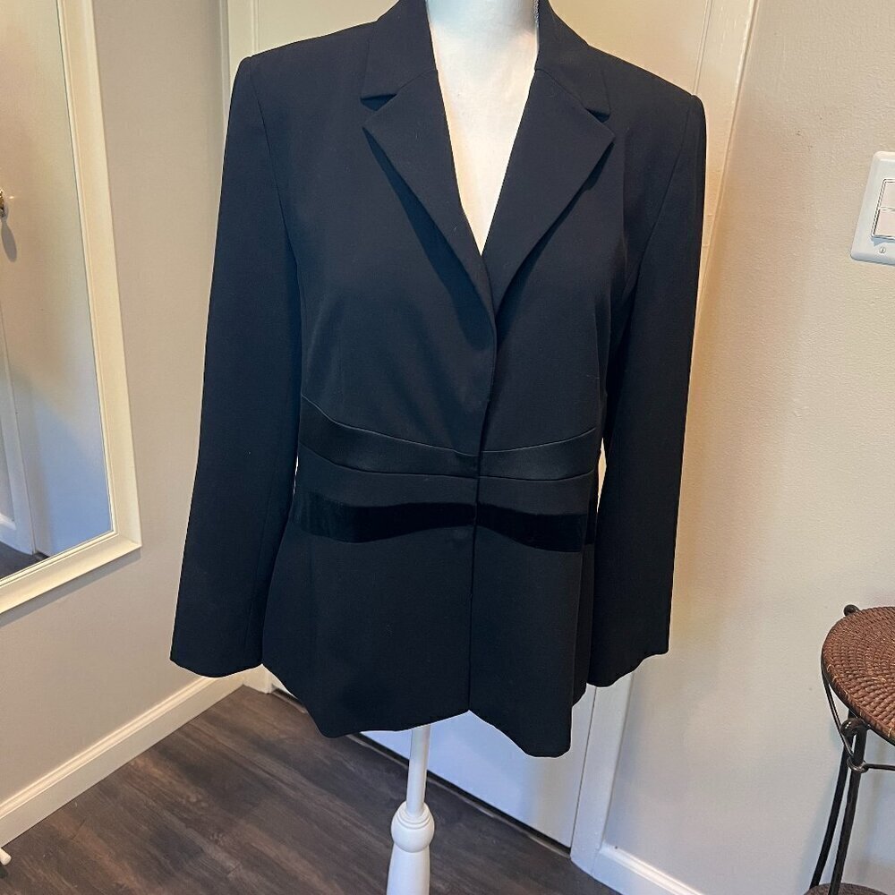 Apostrophe Essentials Black Blazer with velvet & satin detail, Size 16